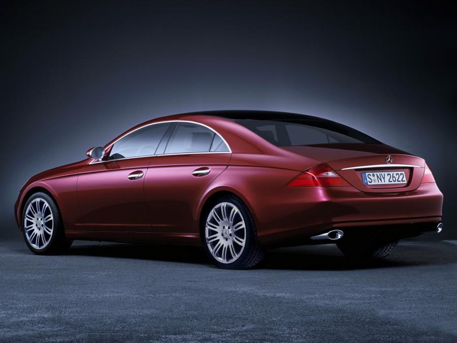  Mercedes-Benz Vision CLS-Class Concept 2003 года  (фото 34 из 37)